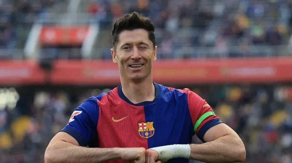 开云首页入口-关于莱万多夫斯基连续十场比赛得分超过刷新纪录，澳大利亚队不断突破！赛场气氛高涨的信息